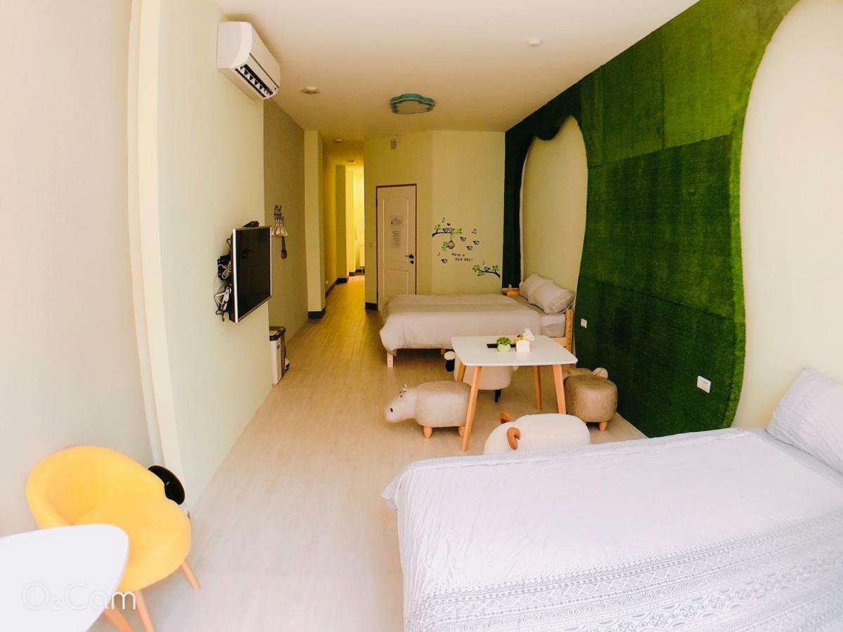 Greenonly Homestay Тайнань Экстерьер фото